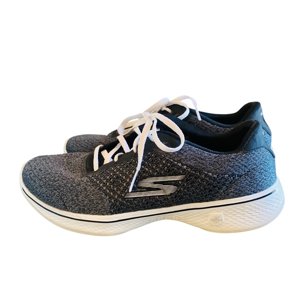 SKETCHERS Go Walk Goga Max Gray Sneaker